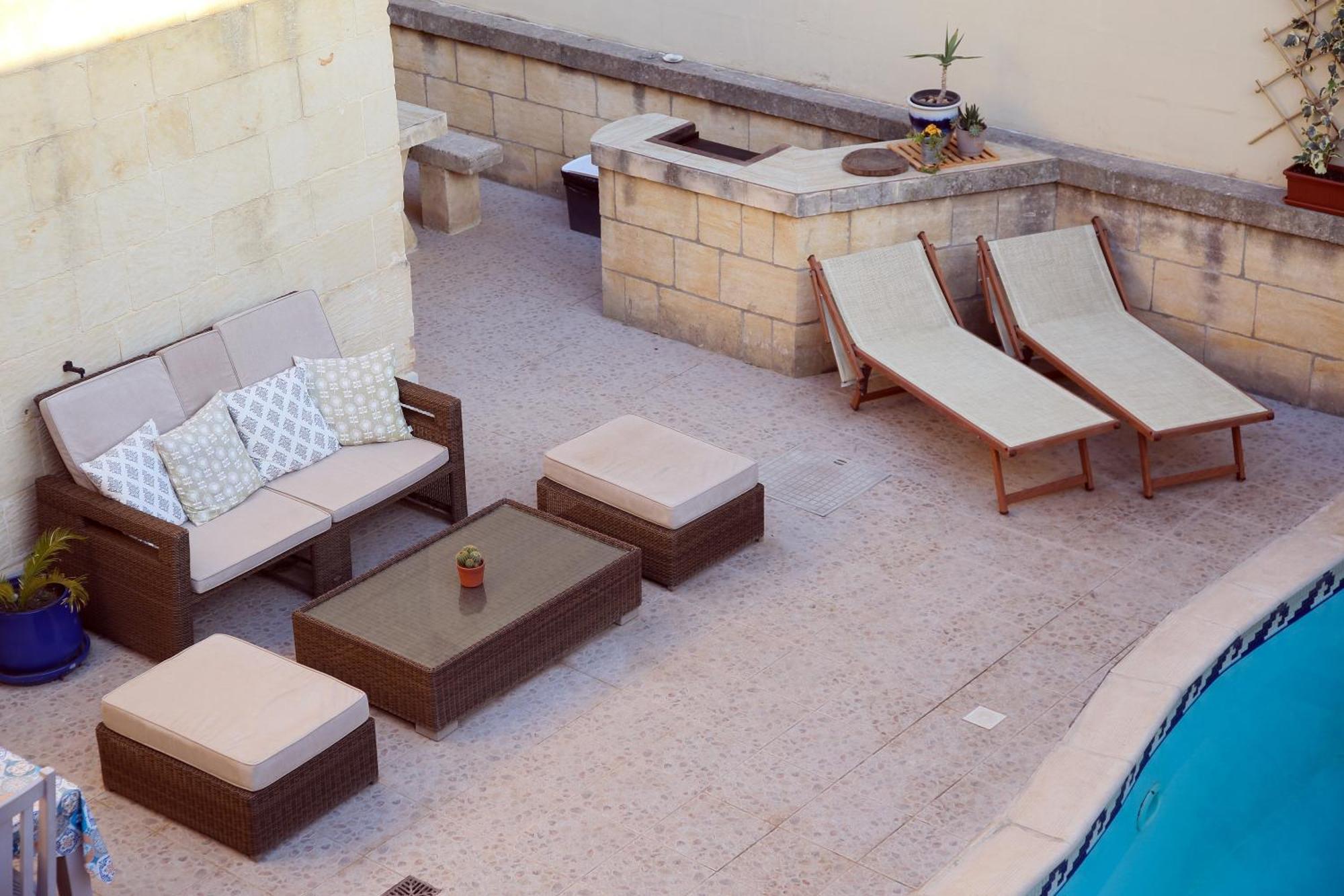 A La Maison B&B Xagħra Exteriér fotografie