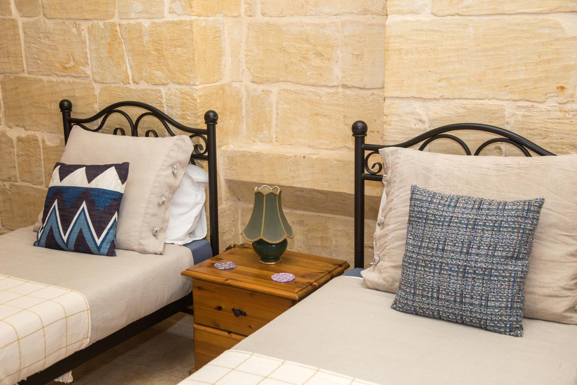 A La Maison B&B Xagħra Exteriér fotografie
