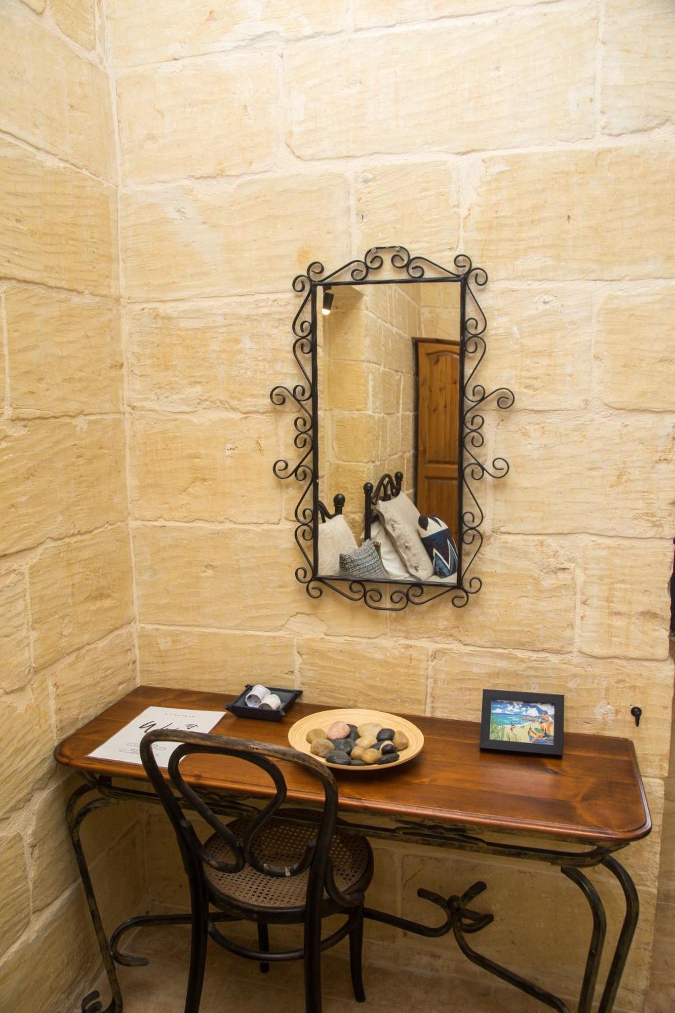 A La Maison B&B Xagħra Exteriér fotografie