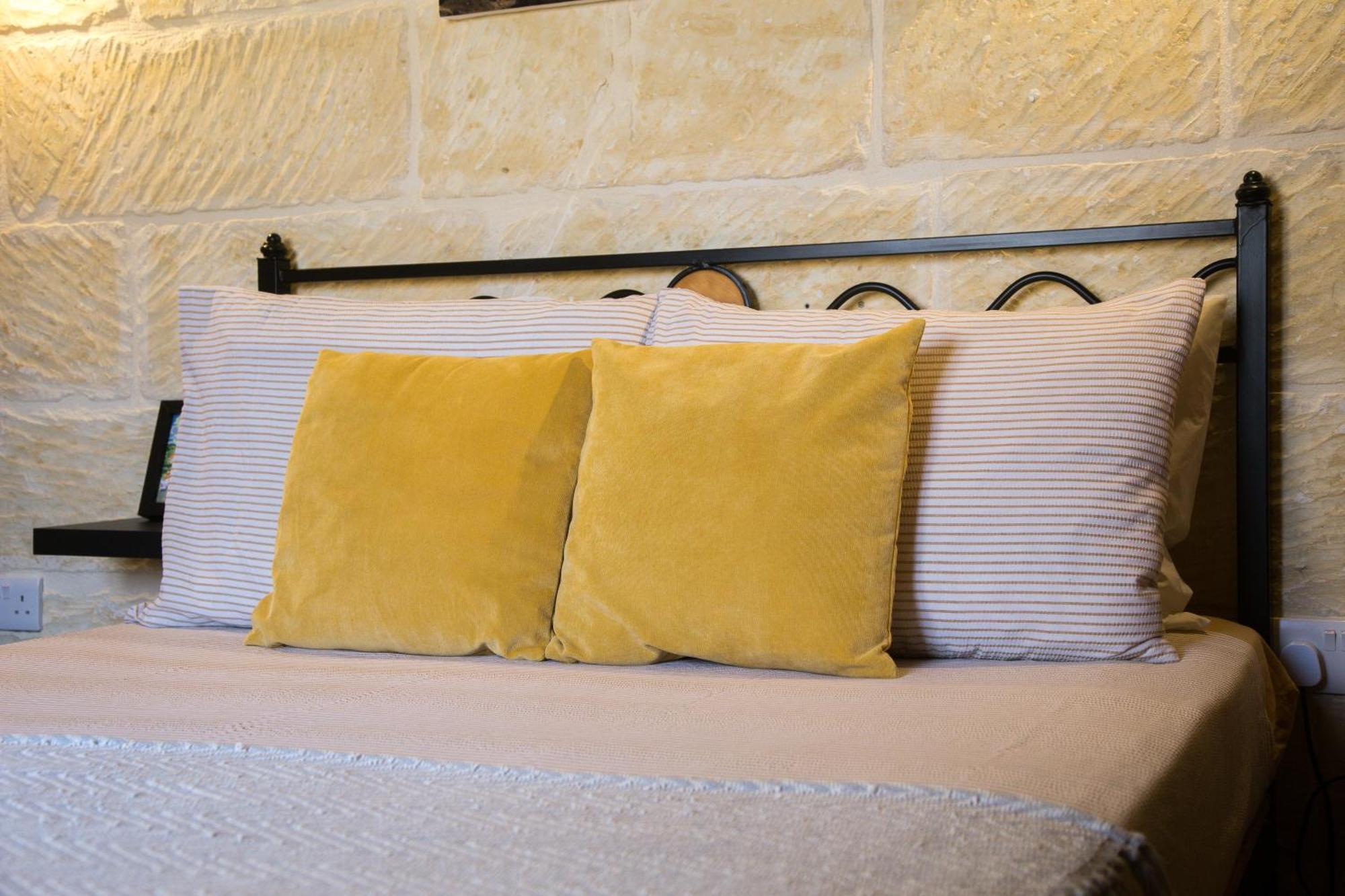 A La Maison B&B Xagħra Exteriér fotografie